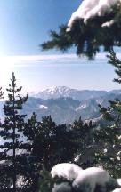 Ein Panorama-Blick im Cptnii-Gebirge